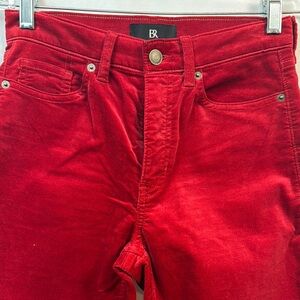 Banana Republic Slim Stiletto Jean
Beret Red